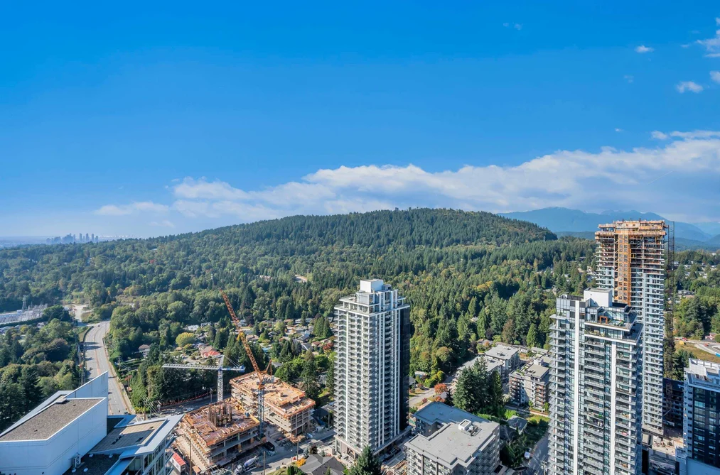 Condo for sale at 3202 567 Clarke Road Coquitlam British Columbia - MLS: R3167722