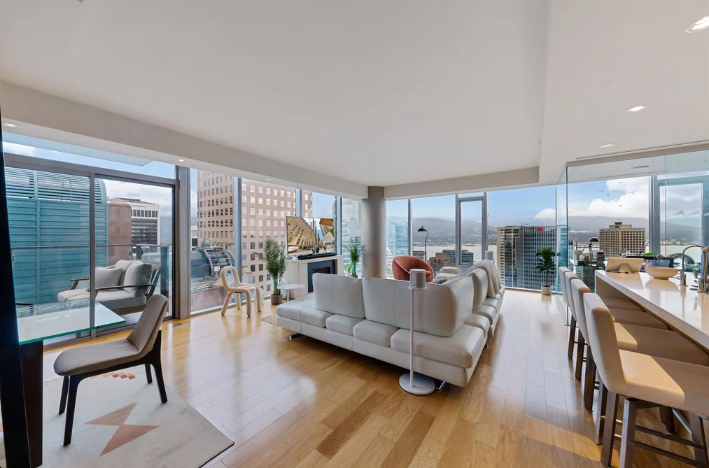 3202 667 HOWE STREET, Vancouver BC V6C 0B5, Vancouver BC — Residential for Sale - Photo 2