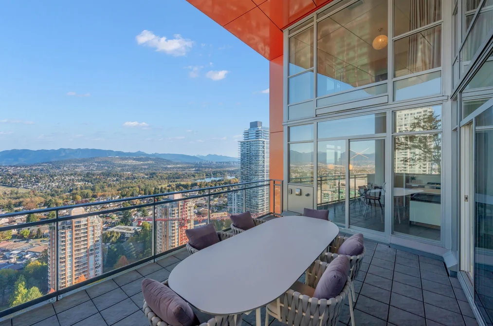 4688 Kingsway Unit 3203, Burnaby, BC - MLS: R3174662