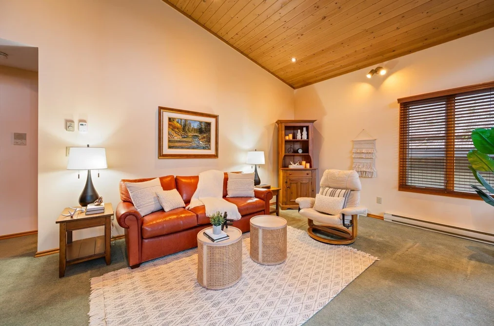 3205 ARBUTUS DRIVE, Whistler BC V8E 0B8, Whistler BC — Residential for Sale - Photo 5