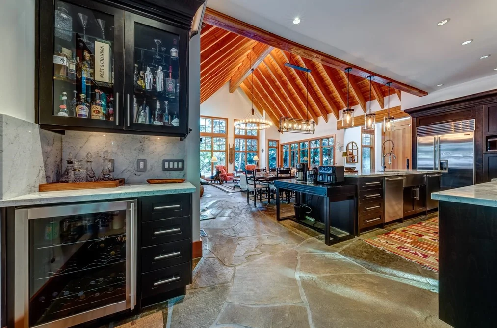 3205 ARCHIBALD WAY, Whistler BC V8E 0B8, Whistler BC — Residential for Sale — Photo 13 of 40