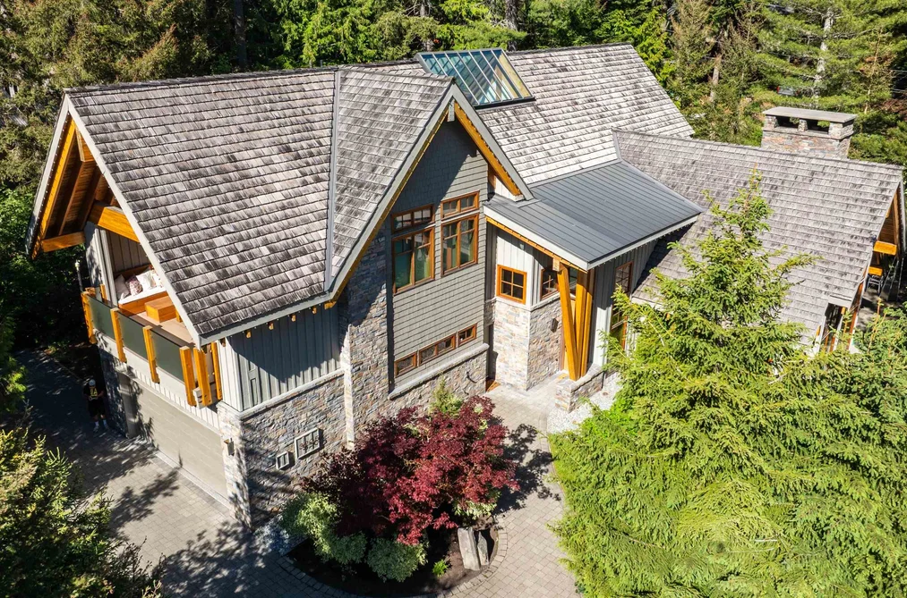 3205 ARCHIBALD WAY, Whistler BC V8E 0B8, Whistler BC — Residential for Sale - Photo 2