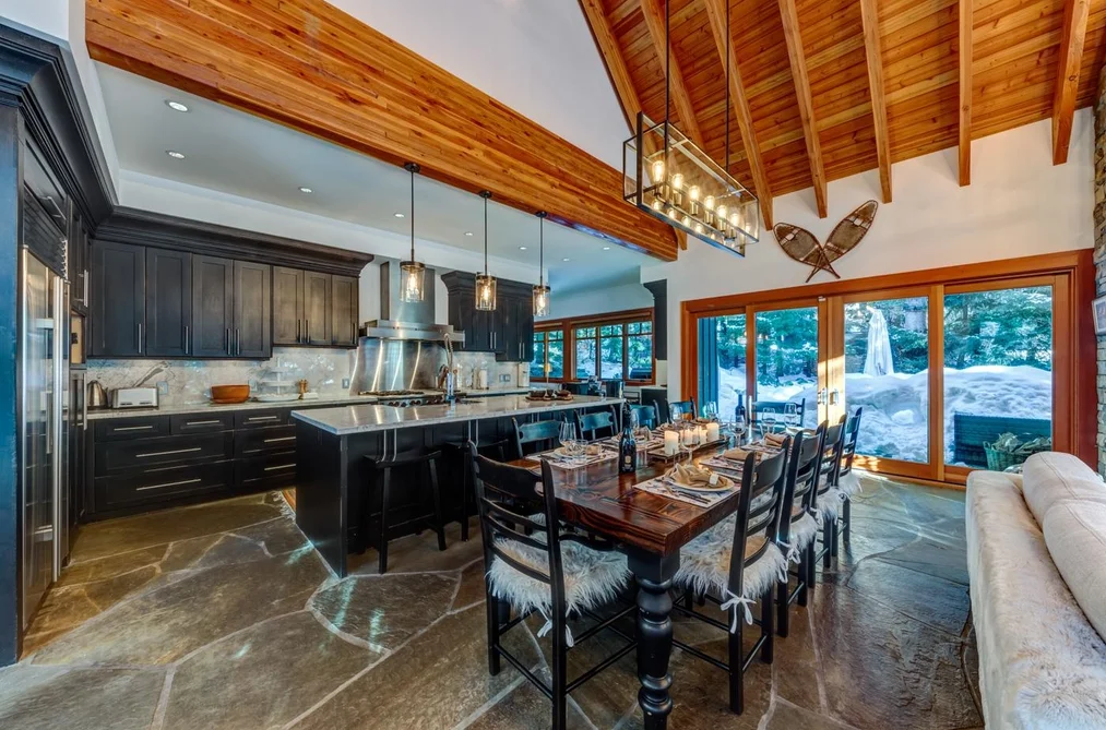 3205 ARCHIBALD WAY, Whistler BC V8E 0B8, Whistler BC — Residential for Sale — Photo 9 of 40