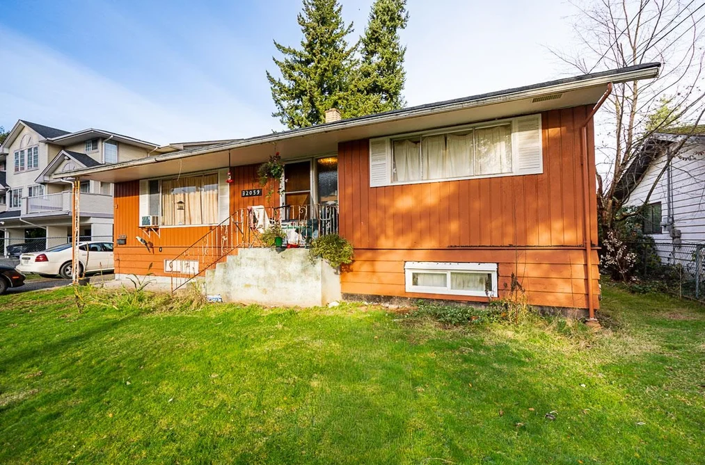 32059 TIMS AVENUE, Abbotsford BC V2T 2H3, Abbotsford BC — Residential for Sale - Photo 4