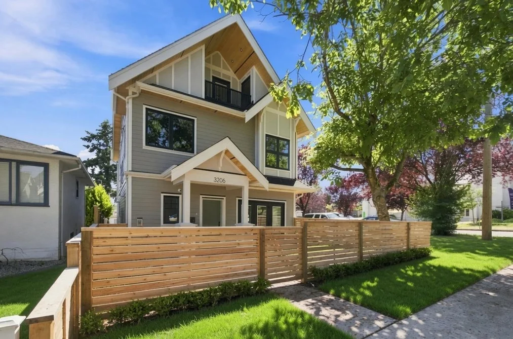 Half Duplex for sale at 3206 E Georgia Street Vancouver British Columbia - MLS: R3151359