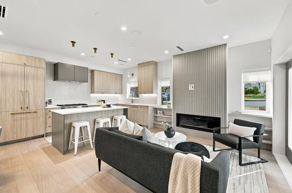 3206 E Georgia Street, Vancouver, BC - Half Duplex for Sale - Photo 3 of 31