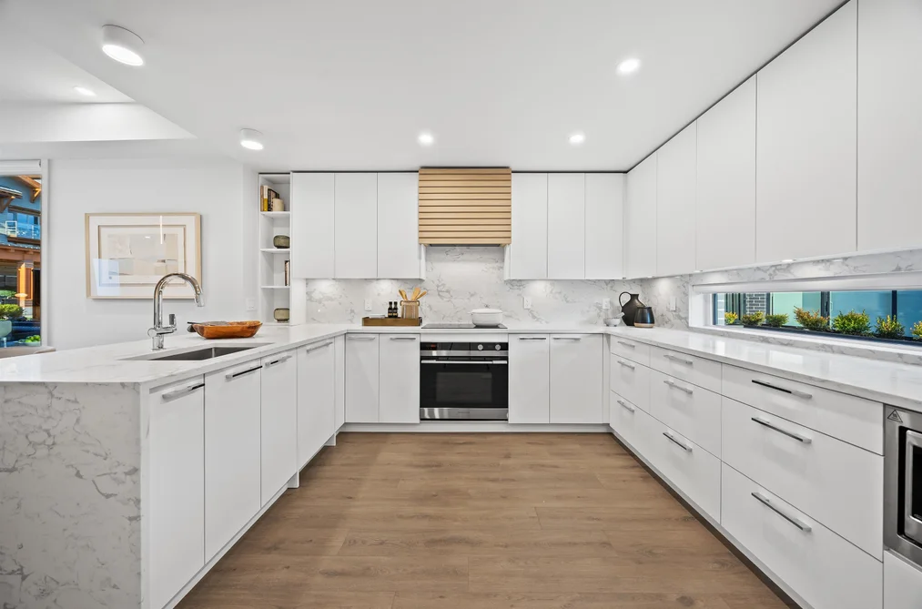3206 HIGHLAND BOULEVARD, North Vancouver BC V7R 2V9, North Vancouver BC — Residential for Sale — Photo 3 of 40