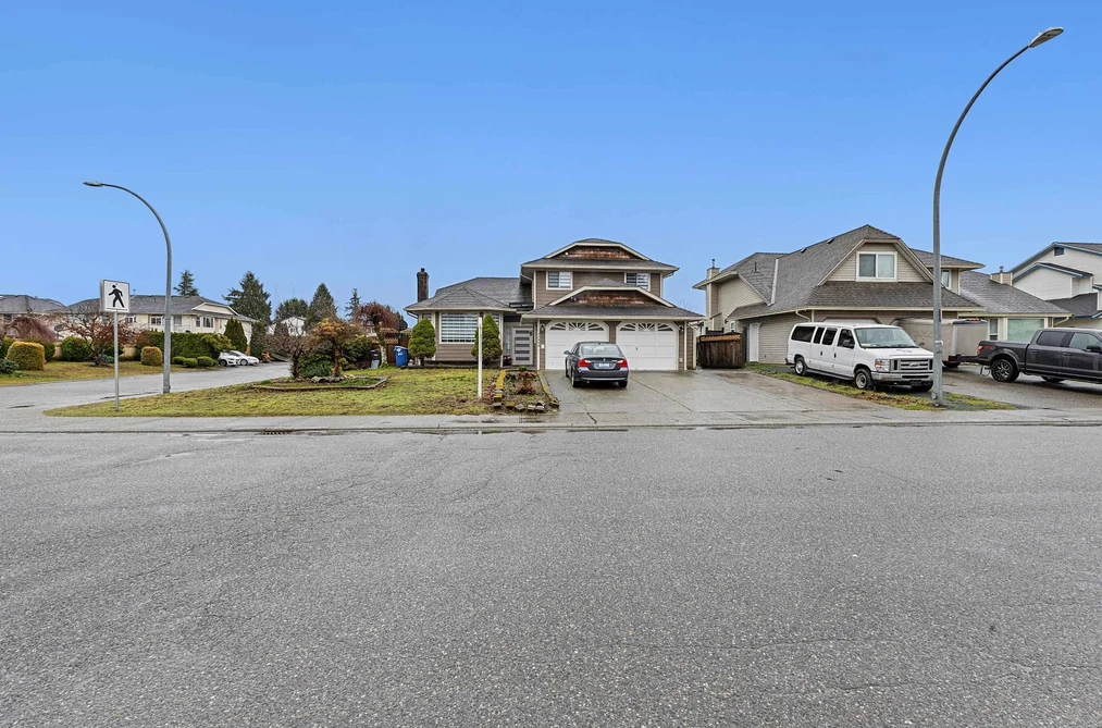 House for sale at 32066 Sorrento Avenue Abbotsford British Columbia - MLS: R3117612