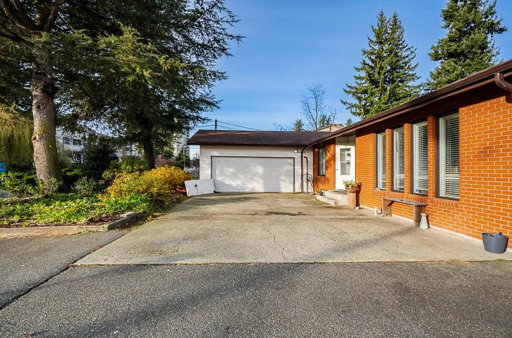 32067 TIMS AVENUE, Abbotsford BC V2T 2H3, Abbotsford BC — Residential for Sale - Photo 3