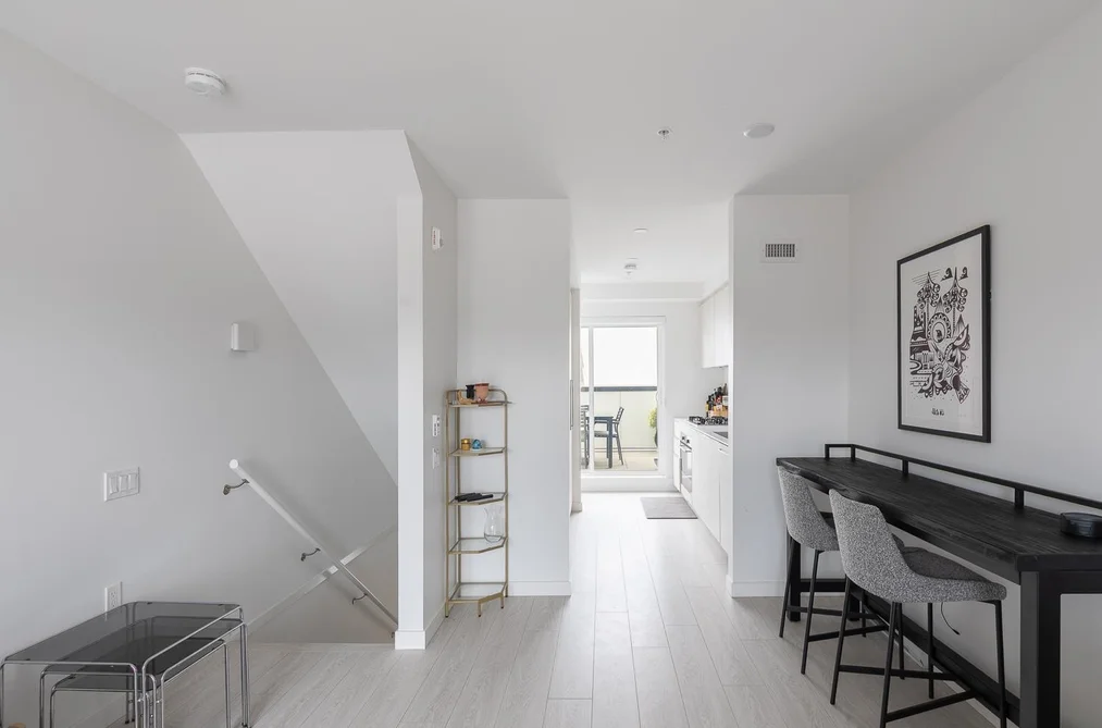 321 1120 E GEORGIA STREET, Vancouver BC V6A 0K2, Vancouver BC — Residential for Sale — Photo 6 of 38