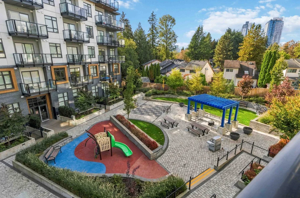 13968 Laurel Dr Unit 321, Surrey, BC - MLS: R3176754