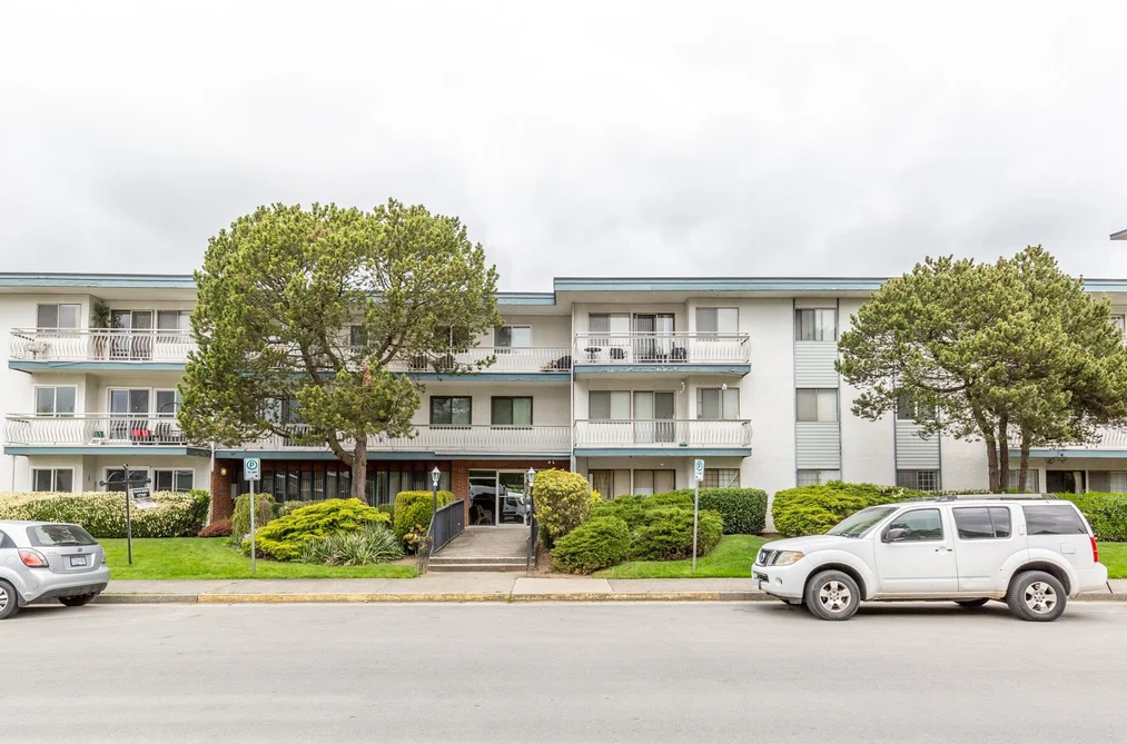 Condo for sale at 321 17707 57a Avenue Surrey British Columbia - MLS: R3113412
