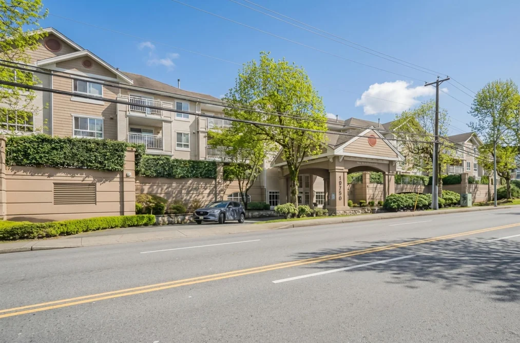 Condo for sale at 321 19750 64 Avenue Langley British Columbia - MLS: R3100110
