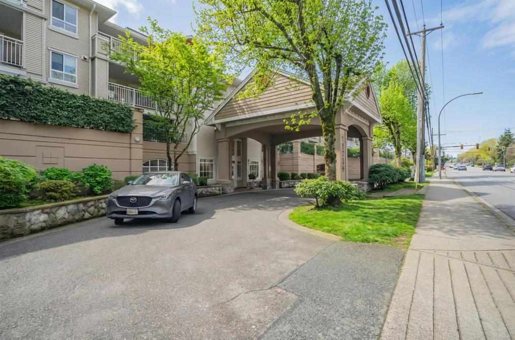 321 19750 64 AVENUE, Langley BC V2Y 2T1, Langley BC — Residential for Sale - Photo 2