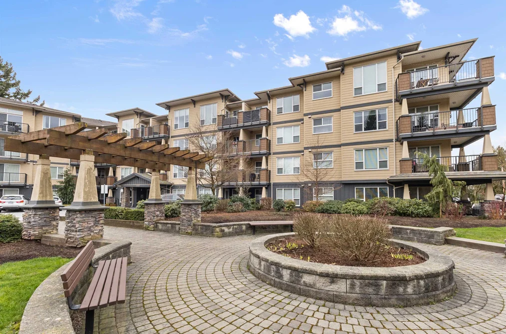 Condo for sale at 321 2565 Campbell Avenue Abbotsford British Columbia - MLS: R3097503