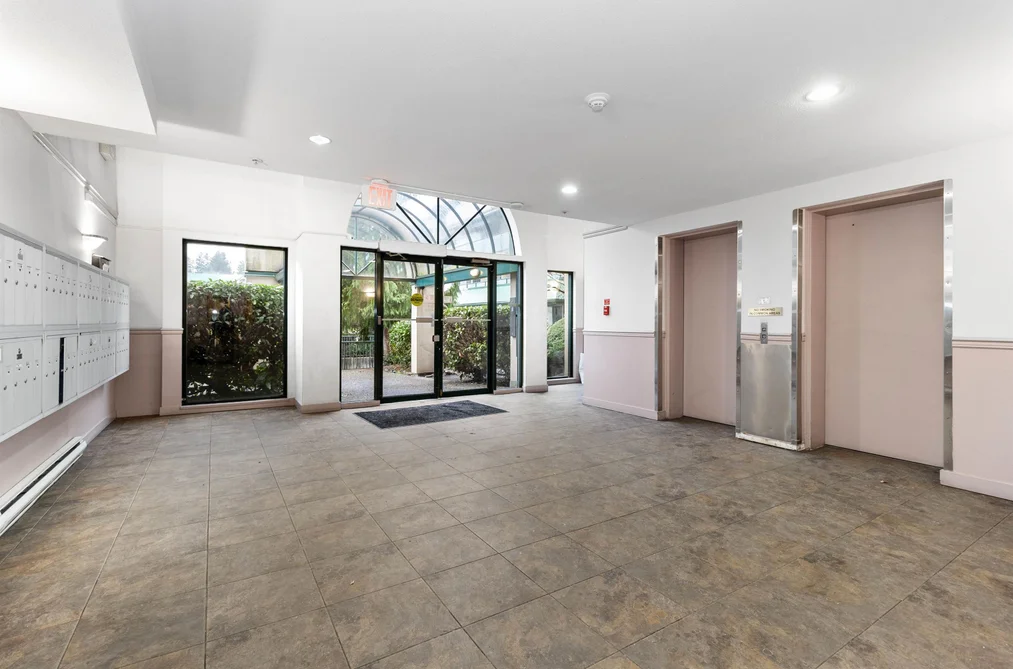 321 2962 TRETHEWEY STREET, Abbotsford BC V2T 4M3, Abbotsford BC — Residential for Sale - Photo 4