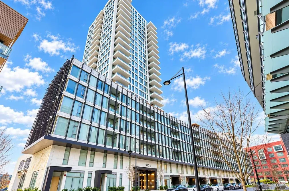 Condo for sale at 321 3438 Sawmill Crescent Vancouver British Columbia - MLS: R3156045