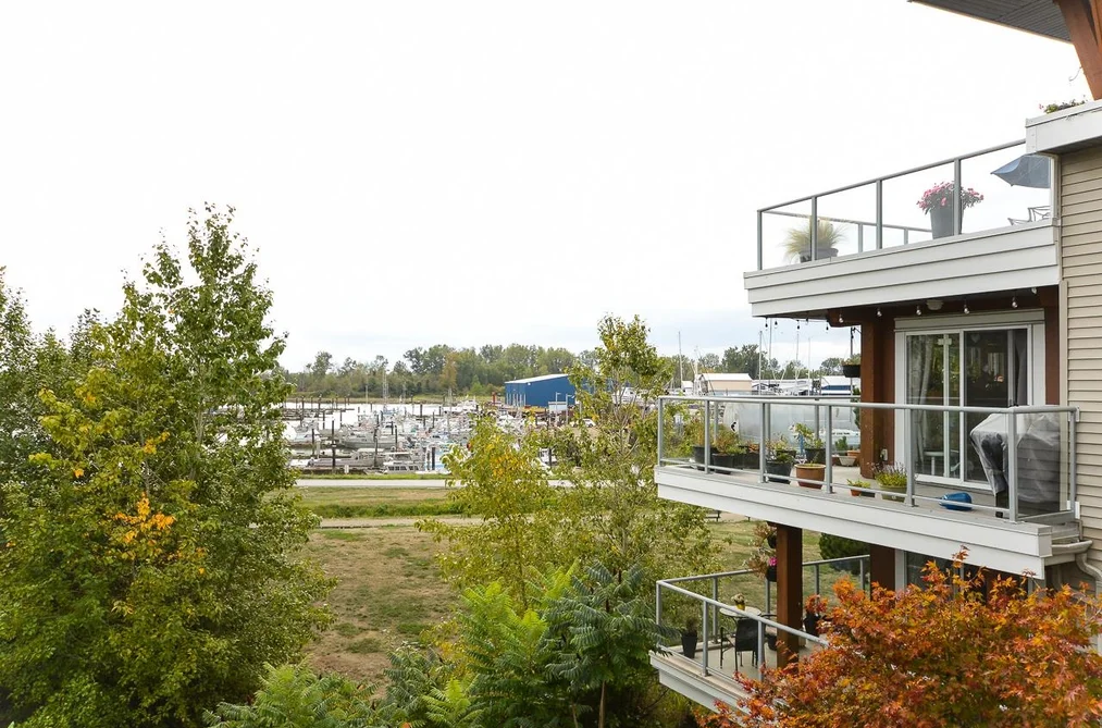 Condo for sale at 321 5700 Andrews Road Richmond British Columbia - MLS: R3165232