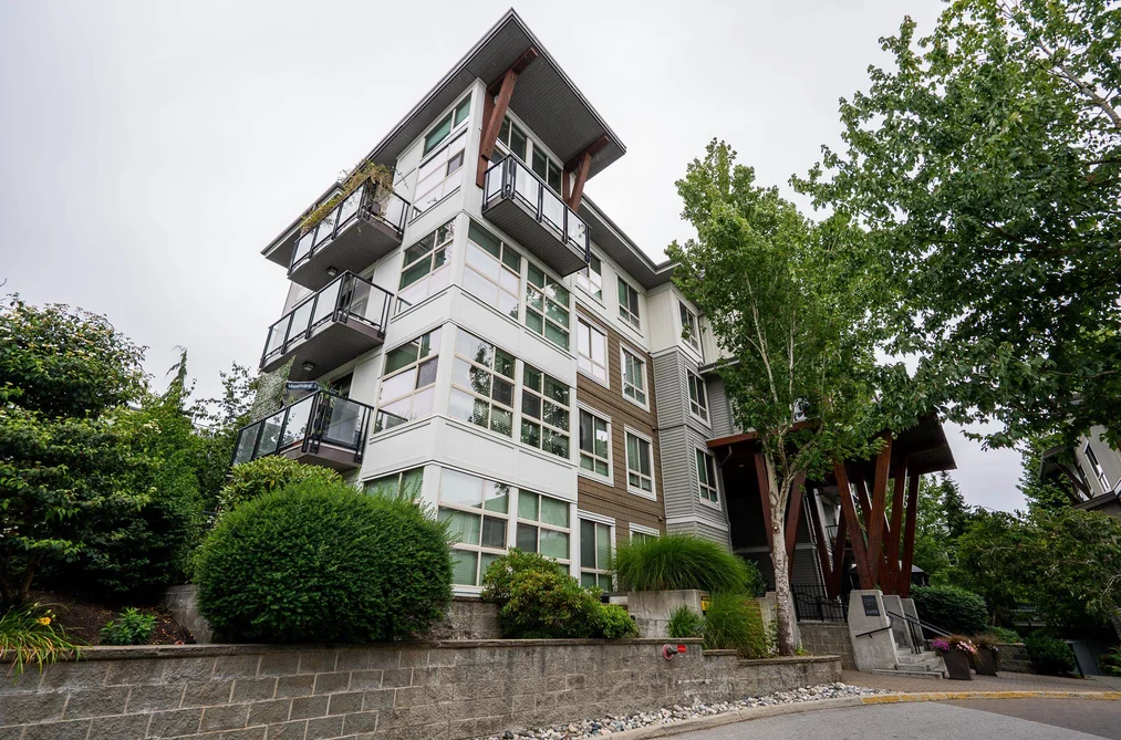 Condo for sale at 321 6688 120 Street Surrey British Columbia - MLS: R3154208