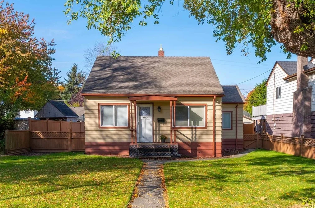 House for sale at 3211 Catalina Crescent Richmond British Columbia - MLS: R3079541