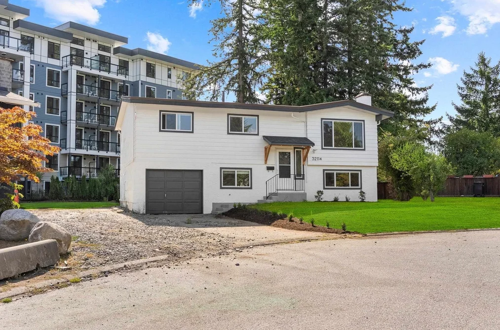 House for sale at 32114 Mouat Drive Abbotsford British Columbia - MLS: R3164564