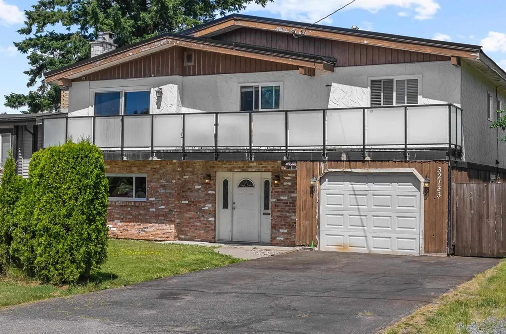 House for sale at 32133 Cottonwood Terrace Mission British Columbia - MLS: R3136637