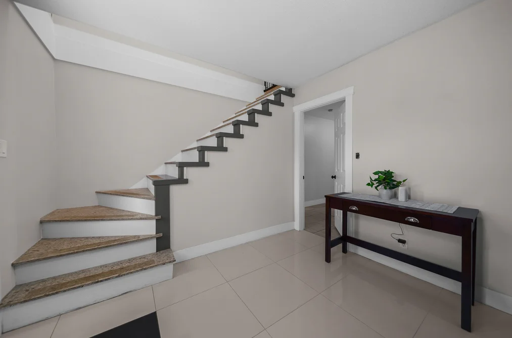 32133 COTTONWOOD TERRACE, Mission, BC — Residential for Sale — Photo 4 of 40