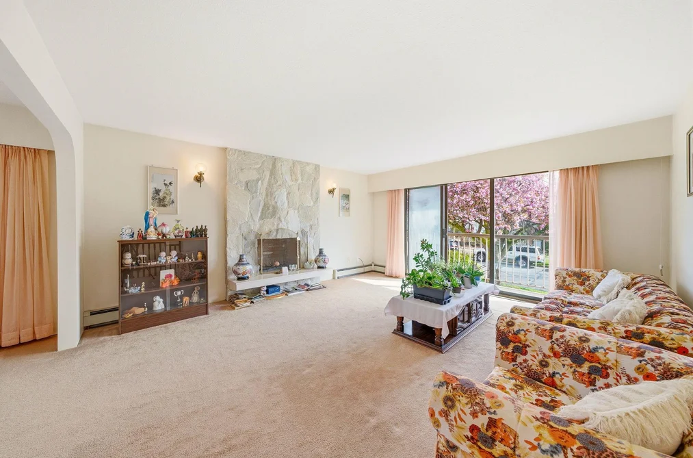 3217 E 18TH AVENUE, Vancouver BC V5M 2R8, Vancouver BC — Residential for Sale - Photo 2