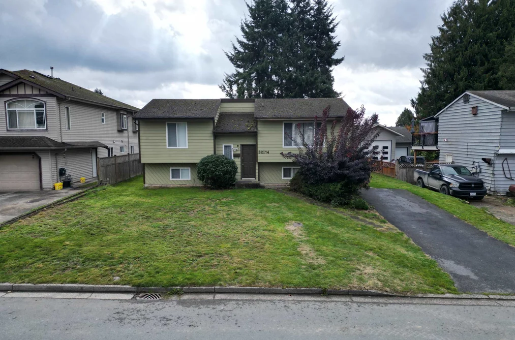 32174 SANDPIPER PLACE, Mission BC V2V 5S1, Mission BC — Residential for Sale - Photo 2
