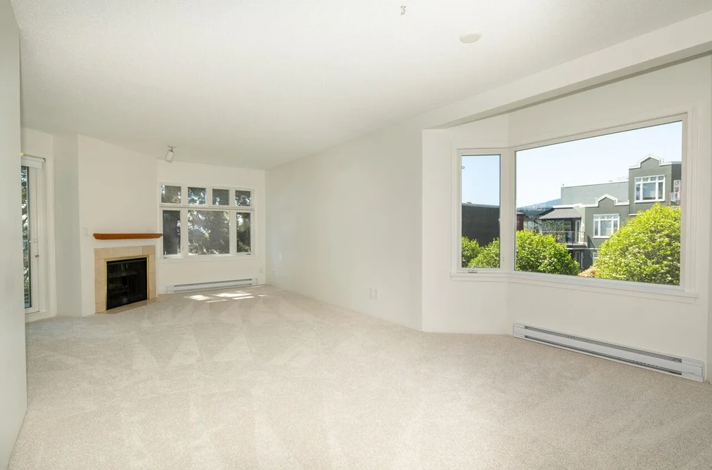 322 121 W 29 STREET, North Vancouver BC V7N 4L6, North Vancouver BC — Residential for Sale - Photo 4