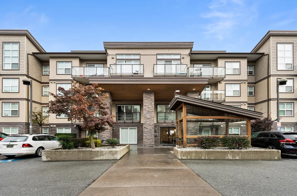 322 30515 CARDINAL AVENUE, Abbotsford BC V2T 0A8, Abbotsford BC — Residential for Sale - Photo 2