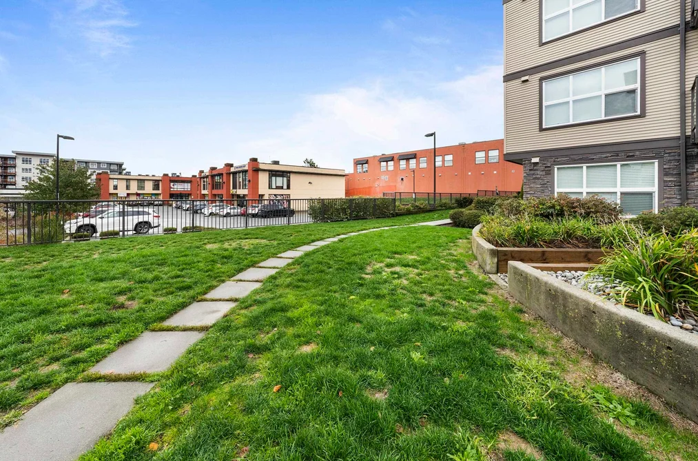 322 30515 CARDINAL AVENUE, Abbotsford BC V2T 0A8, Abbotsford BC — Residential for Sale - Photo 3