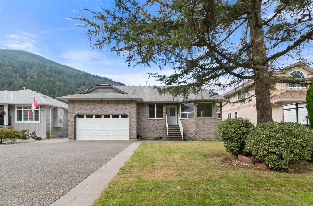 House for sale at 322 Miami River Drive Harrison Hot Springs British Columbia - MLS: R3078203