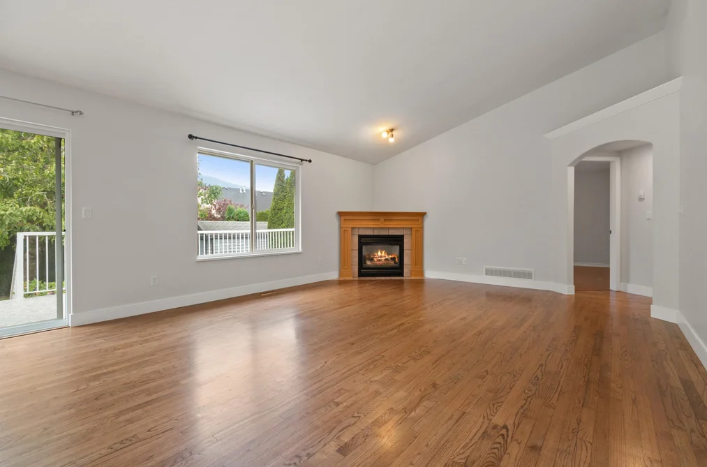 322 MIAMI RIVER DRIVE, Harrison Hot Springs BC V0M 1K0, Harrison Hot Springs BC — Residential for Sale - Photo 4