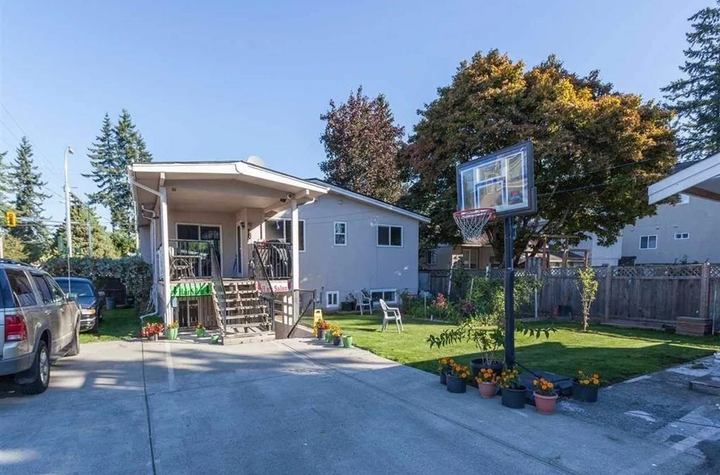32202 HILLCREST AVENUE, Abbotsford BC V2T 1S6, Abbotsford BC — Residential for Sale - Photo 4