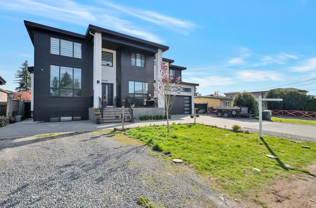 32244 PINEVIEW AVENUE, Abbotsford BC V2T 1R3, Abbotsford BC — Residential for Sale - Photo 3