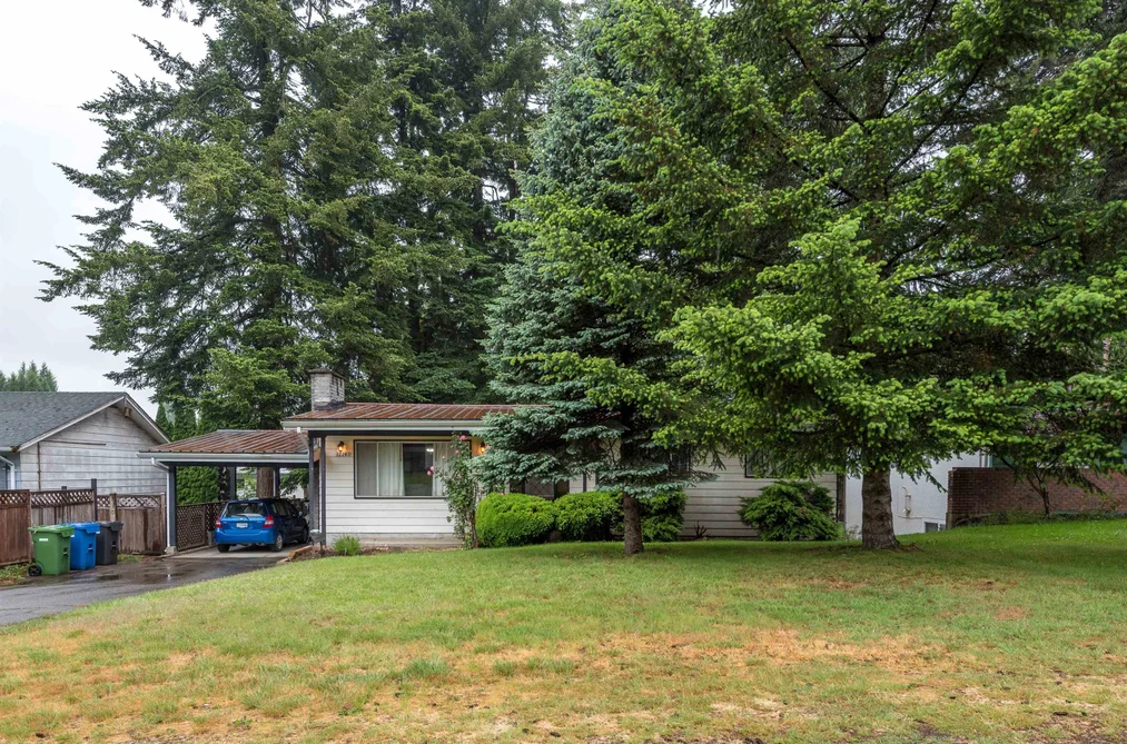 House for sale at 32247 Granite Avenue Abbotsford British Columbia - MLS: R3131556