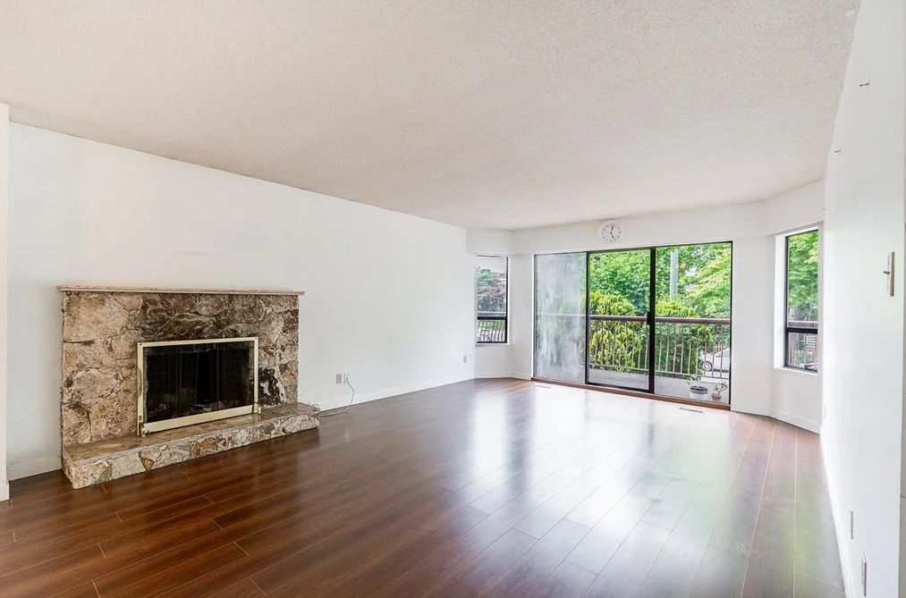 3226 W 5TH AVENUE, Vancouver BC V6K 1V4, Vancouver BC — Residential Income for Sale - Photo 2