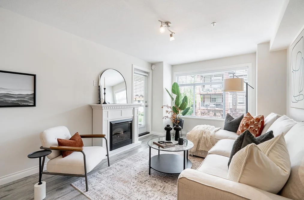 Condo for sale at 323 5650 201a Street Langley British Columbia - MLS: R3121767
