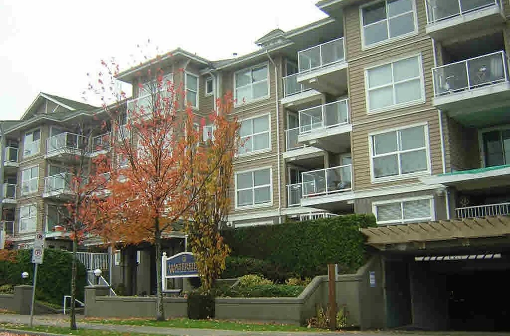 Condo for sale at 323 5880 Dover Crescent Richmond British Columbia - MLS: R3151103