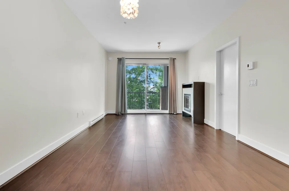 323 6688 120 STREET, Surrey BC V3W 1T8, Surrey BC — Residential for Sale - Photo 2
