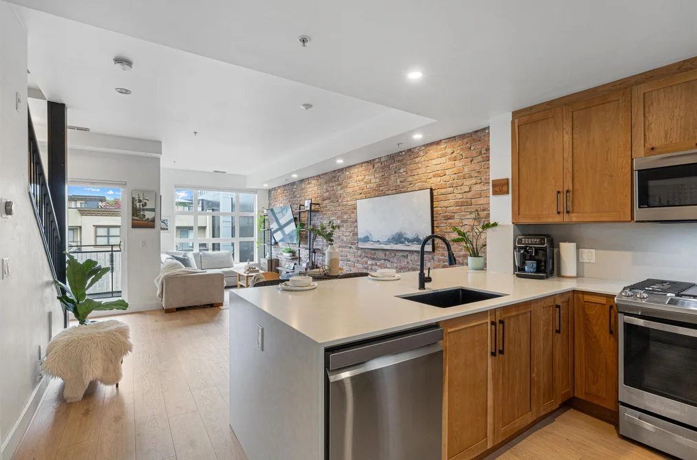 Townhouse for sale at 323 95 Moody Street Port Moody British Columbia - MLS: R3141446