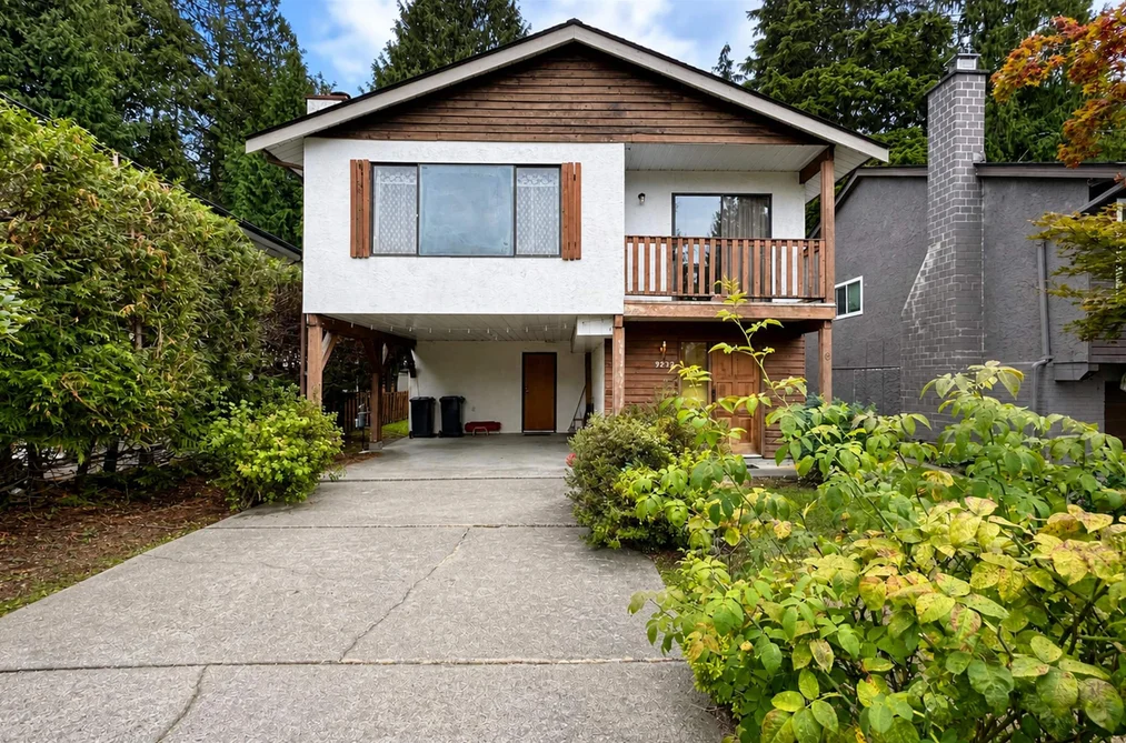 House for sale at 3232 Salt Spring Avenue Coquitlam British Columbia - MLS: R3162350