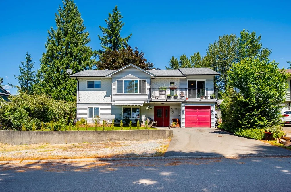 House for sale at 32325 Ptarmigan Drive Mission British Columbia - MLS: R3136220