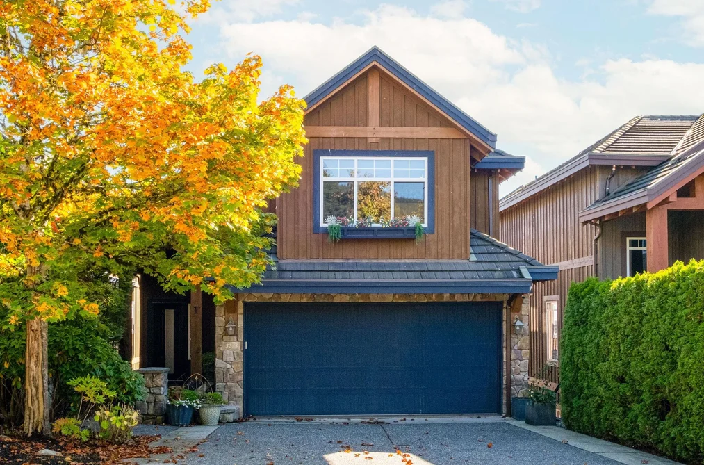 House for sale at 3233 Chartwell Lane Coquitlam British Columbia - MLS: R3058302