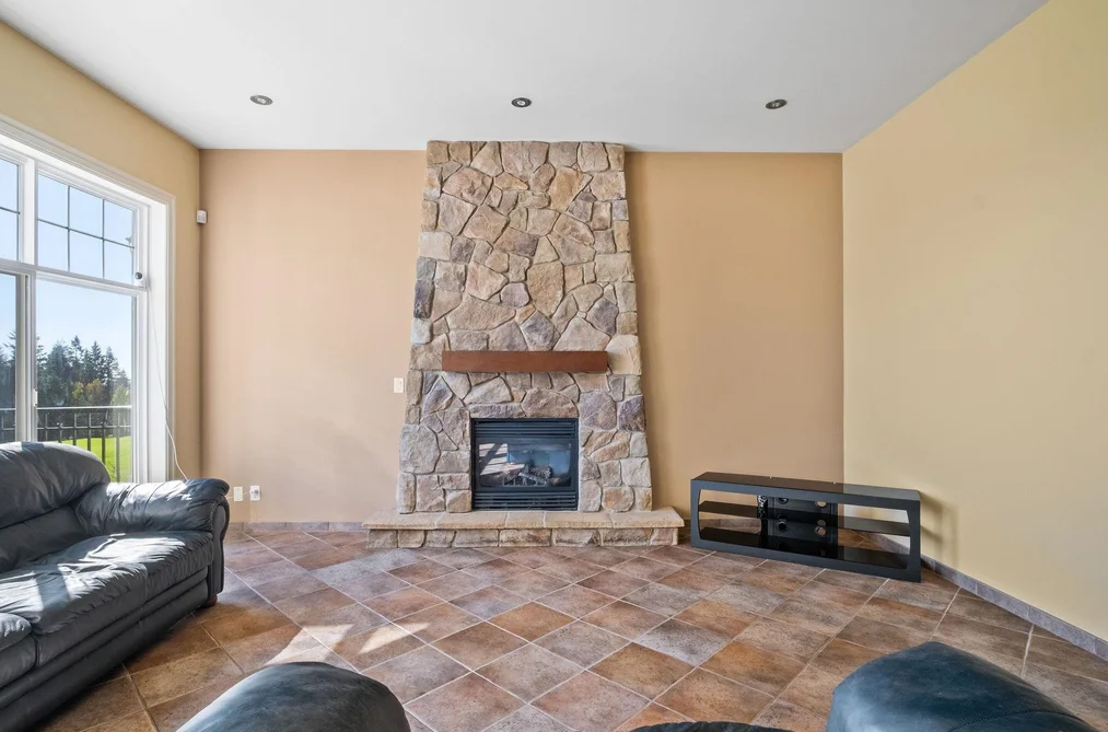 3233 CHARTWELL LANE, Coquitlam BC V3E 3N1, Coquitlam BC — Residential for Sale - Photo 2