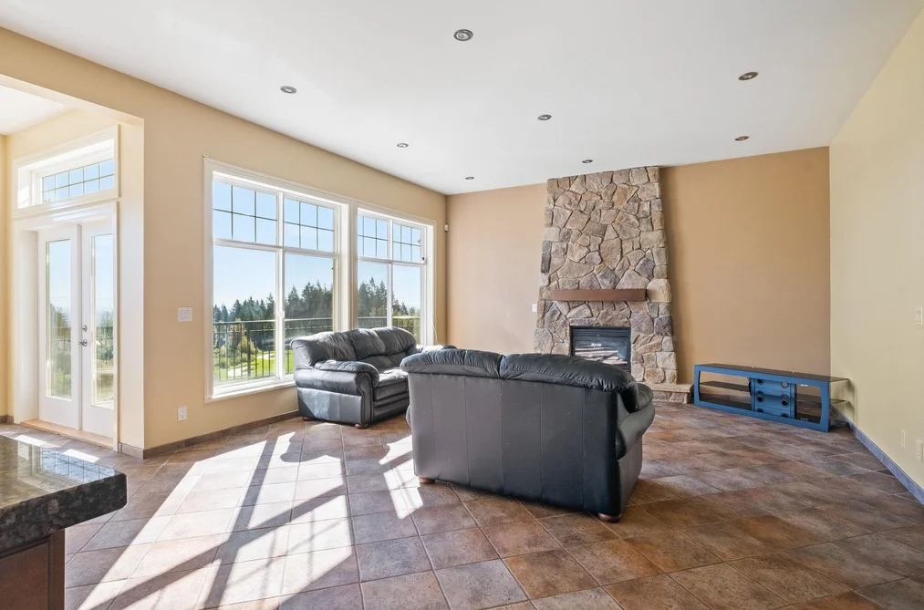 3233 CHARTWELL LANE, Coquitlam BC V3E 3N1, Coquitlam BC — Residential for Sale - Photo 3