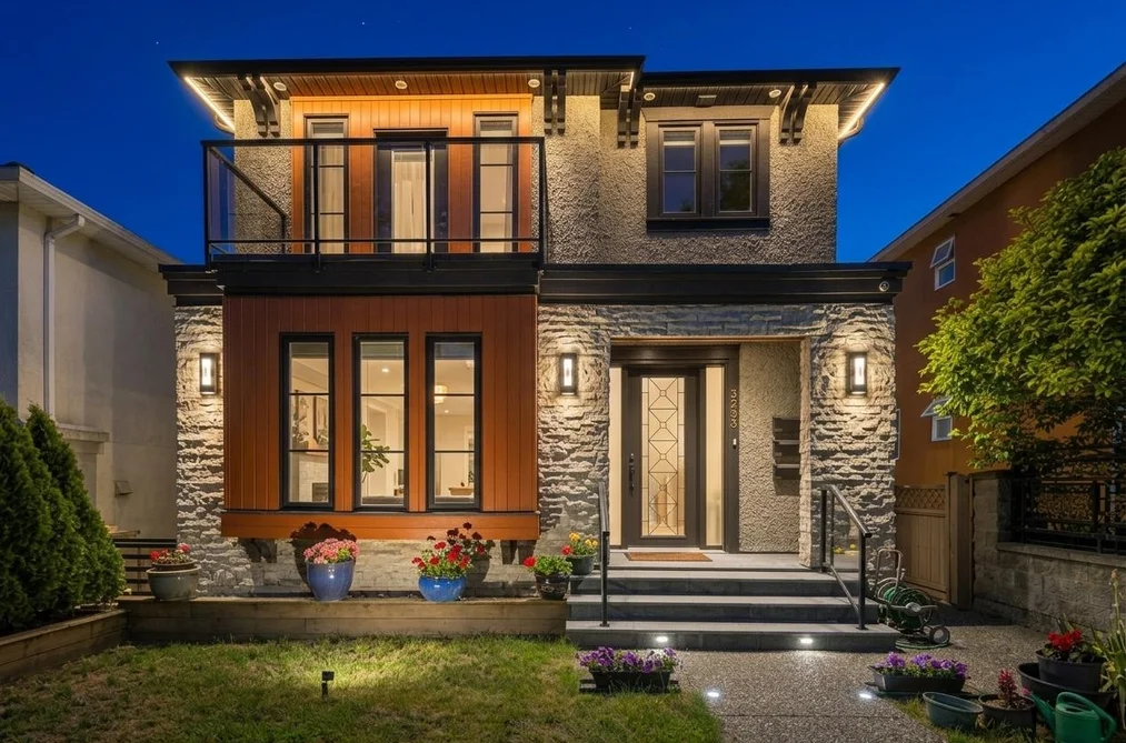 3233 Grant St, Vancouver, BC - MLS: R3137205