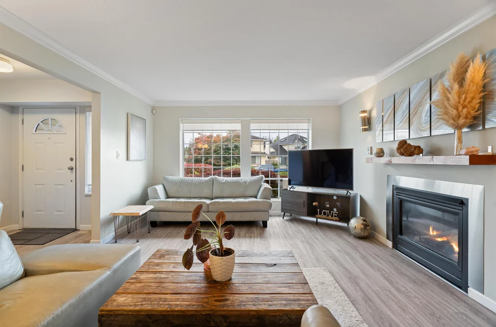 32345 CLINTON AVENUE, Abbotsford BC V2T 5B3, Abbotsford BC — Residential for Sale - Photo 6