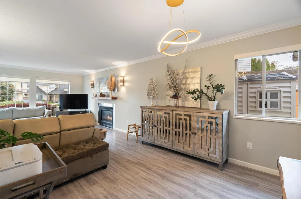 32345 CLINTON AVENUE, Abbotsford BC V2T 5B3, Abbotsford BC — Residential for Sale - Photo 7